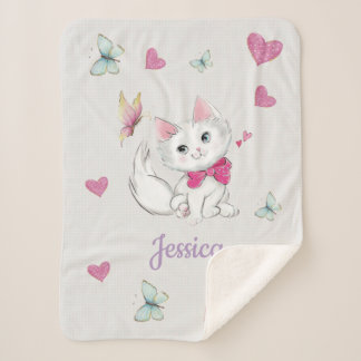 Couverture Sherpa Chaton blanc mignon avec le papillon sur le pastel