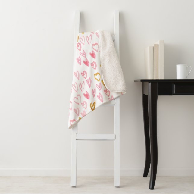 Couverture Sherpa Coeurs rose et or Motif Sherpa Blanket (En situation)