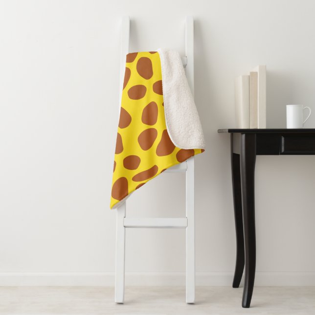 Couverture Sherpa Cute jaune girafe peau douce motif (En situation)
