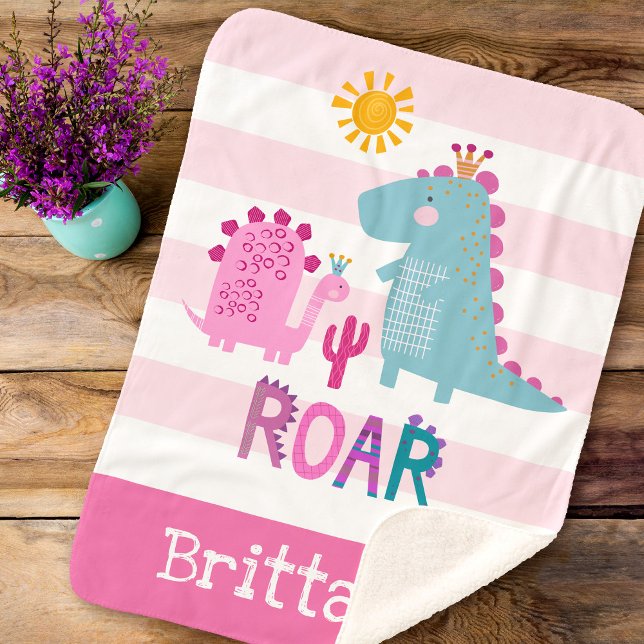 Couverture Sherpa Dinosaures mignons Bébé Fille rose Nom de la bande (Créateur téléchargé)