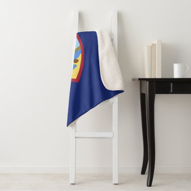 Couverture Sherpa Drapeau de Guam (En situation)