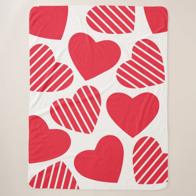 Couverture Sherpa Gros Coeurs Rouges Avec Motif Sur Blanc (Devant)