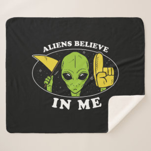 Couverture Sherpa Les Aliens croient en moi
