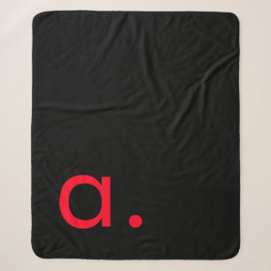COUVERTURE SHERPA LETTRE INITIALE NOIRE ROUGE LETTRE NOIRE PLACE