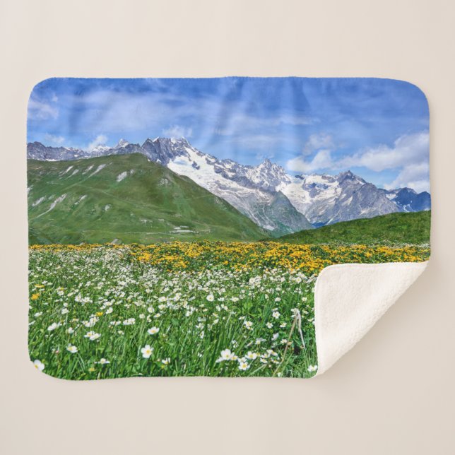 Couverture Sherpa Montagnes | Swiss Alps Valley Spring (Devant (Horizontal))
