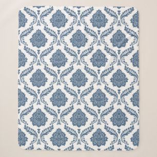 Couverture Sherpa Motif Damassé Rococo Bleu sur Fond Blanc