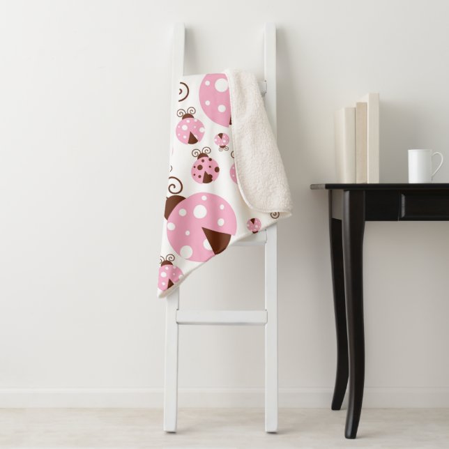 Couverture Sherpa Motif De Ladybugs, Mignons Ladybugs, Pink Ladybugs (En situation)