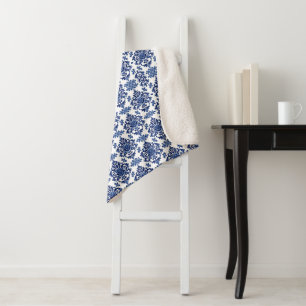 Couverture Sherpa Motif floral baroque bleu royal et blanc de luxe