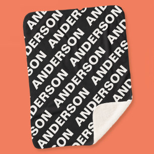 Couverture Sherpa Nom modifiable répété en gras   Blanc noir simple