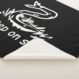 Couverture Sherpa Pas de pas sur les mèmes de snek parodie de Gadsde