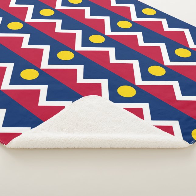 Couverture Sherpa Patriotique Sherpa Blanket avec drapeau de Denver (3/4)