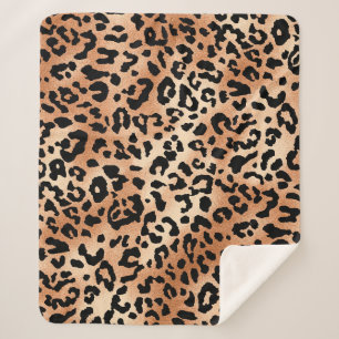 Couverture Sherpa peau de léopard. Design élégant de blouse avec