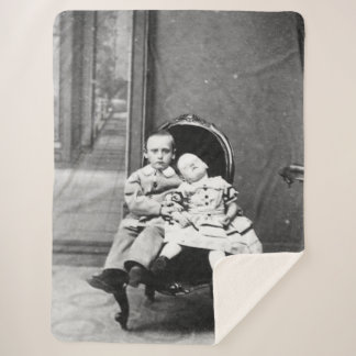 Couverture Sherpa Portrait Vintage Hantant de Frères et Sœurs