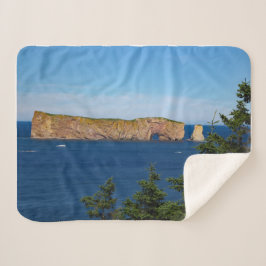 Couverture Sherpa Rocher Percé dans le golfe du Saint-Laurent