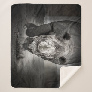 Couverture Sherpa Running Rhinoceros : Wild Animal Portrait.