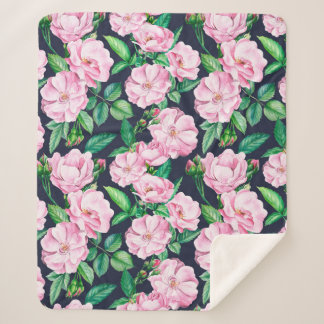 Couverture Sherpa Seamless patterns of branches of roses, buds and l
