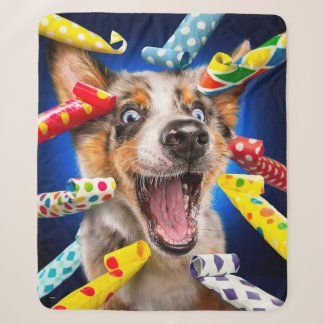 Couverture Sherpa Sifflets de fête pour chien heureux