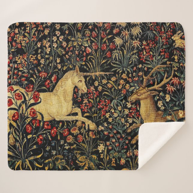Couverture Sherpa Unicorne médiévale Midnight Floral Garden (Devant (Horizontal))