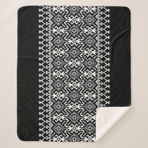 Couverture Sherpa Vyshyvanka ukrainienne : Fusion d'ornement ethniqu