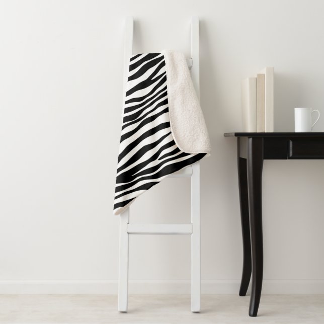 Couverture Sherpa Zebra Print, Zebra Stripes, Noir Et Blanc (En situation)