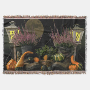 Couverture Thanksgiving Day Scene with Bench and Fall Harvest