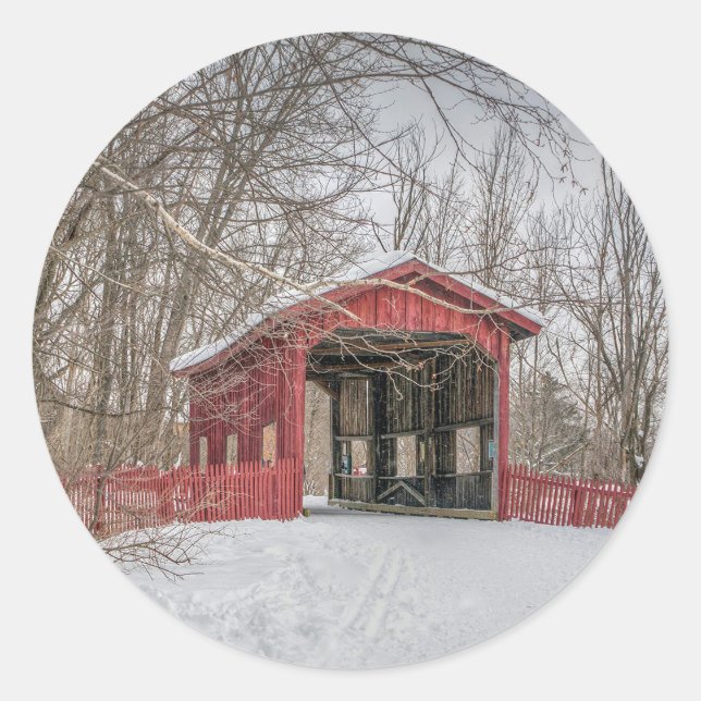 Covered Bridge Red Snow Foto Runder Aufkleber (Vorderseite)