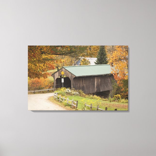 Covered bridge, Vermont, USA Leinwanddruck (Vorderseite)