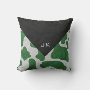 Cow Green und White Monogram Kissen