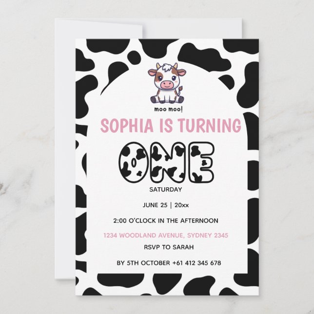 Cow Theme First Birthday Invitation – Turning One  (Devant)