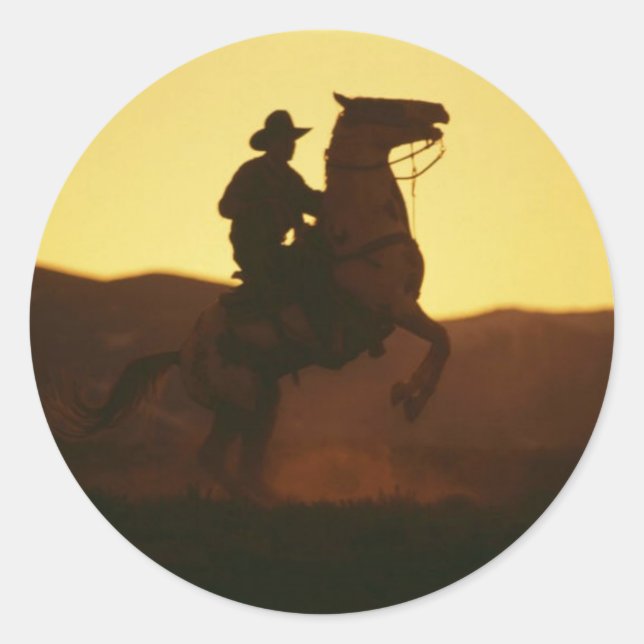 Cowboy on Rearing Horse Runder Aufkleber (Vorderseite)