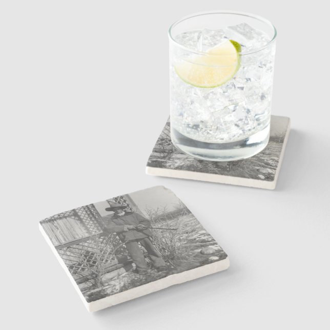 Cowboy Rancher oder kanadischer Gesetzentwurf des  Steinuntersetzer (Seitenansicht)