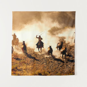 Cowboys jagen wilde Pferde. Seil und Reiten, Wandteppich