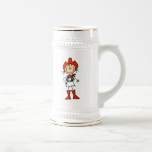 Cowgirl in roten T-Shirts und Geschenken Bierglas