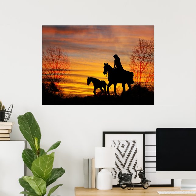 Cowgirl Sunset Horseback Ride Poster (Heimbüro)