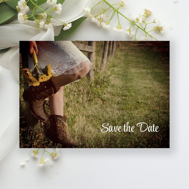 Cowgirl und Sonnenblumen Western Save the Date Einladung (Von Creator hochgeladen)