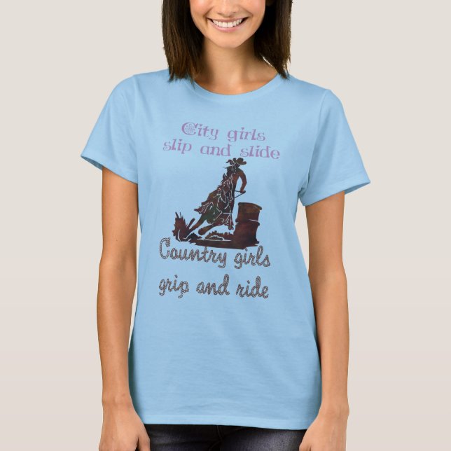 Cowgirls greifen und reiten T-Shirt (Vorderseite)