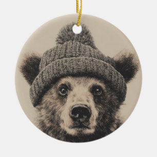Cozier Bär in Beanie - Süßes Wintertier Keramik Ornament