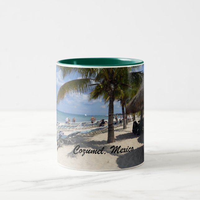 Cozumel, Mexiko Zweifarbige Tasse (Mittel)