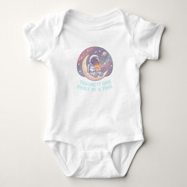 Cozy Astronaut Baby Bodysuit – Cute Space Baby Baby Strampler (Vorderseite)
