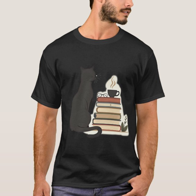 Cozy Black Cat Book Lover Coffee and Reading T-Shirt (Vorderseite)