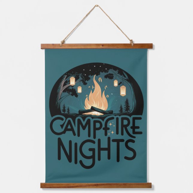Cozy Campfire Nights Rustic Outdoor Adventure Wandteppich Mit Holzrahmen (Vorderseite)