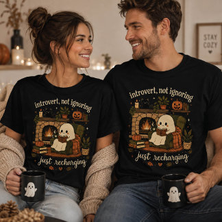 Cozy Ghost liest Buch Halloween T-Shirt