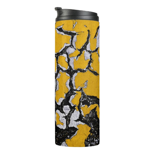 Cracked Yellow Road Paint Thermosbecher (Nach rechts gedreht)