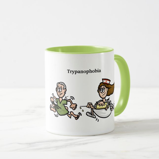 Crainte drôle d'avoir une infirmière de tir Mug (Devant droit)