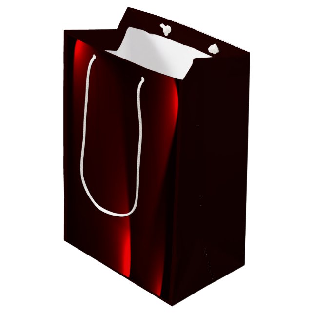 Cranberry und Black Lights mittelgroße Geschenktas Mittlere Geschenktüte (Vorderseite Schrägansicht)