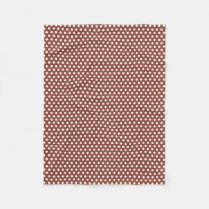 Cranberry und White Polka Dot Fleecedecke