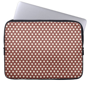 Cranberry und White Polka Dot Laptopschutzhülle