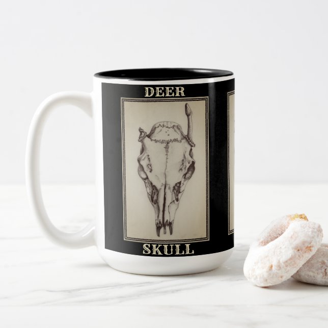 "Crâne de cerf", tasse noire et blanche (Avec donut)