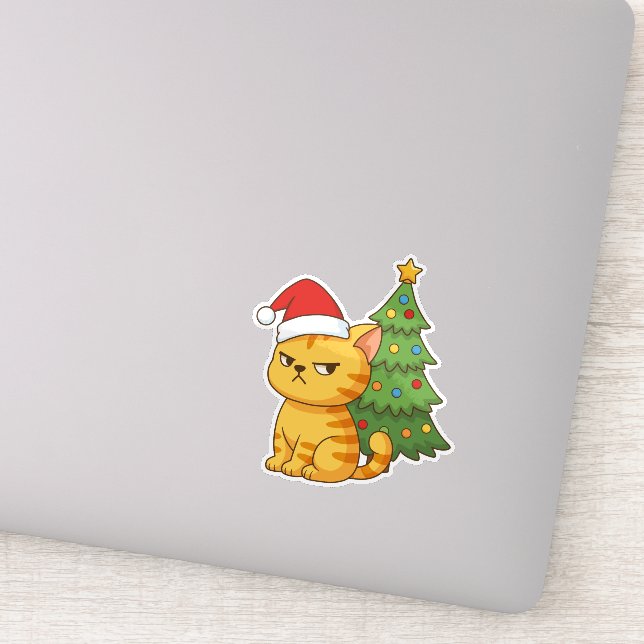 Cranky Orange Tabby Cat Red Hat Christmas Tree Aufkleber (Detail)
