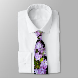 Cravate Acheter de nombreuses fleurs violettes pétalées
